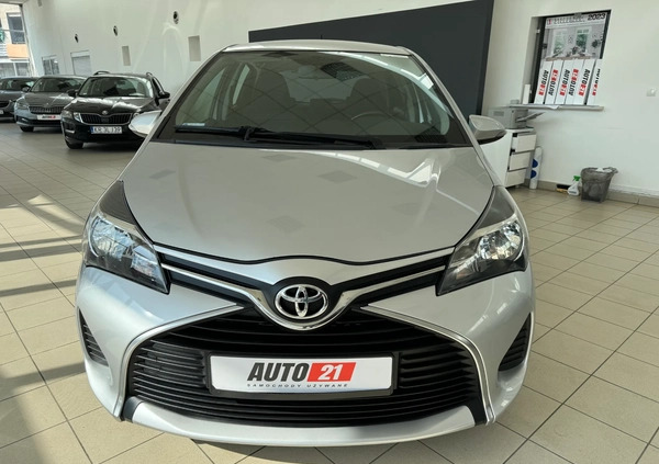 Toyota Yaris cena 37500 przebieg: 142578, rok produkcji 2015 z Częstochowa małe 497